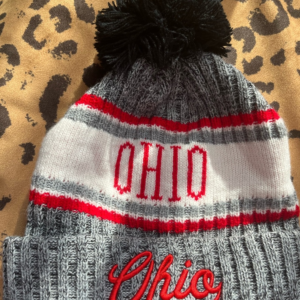 Ohio Knit Beanie with Pom